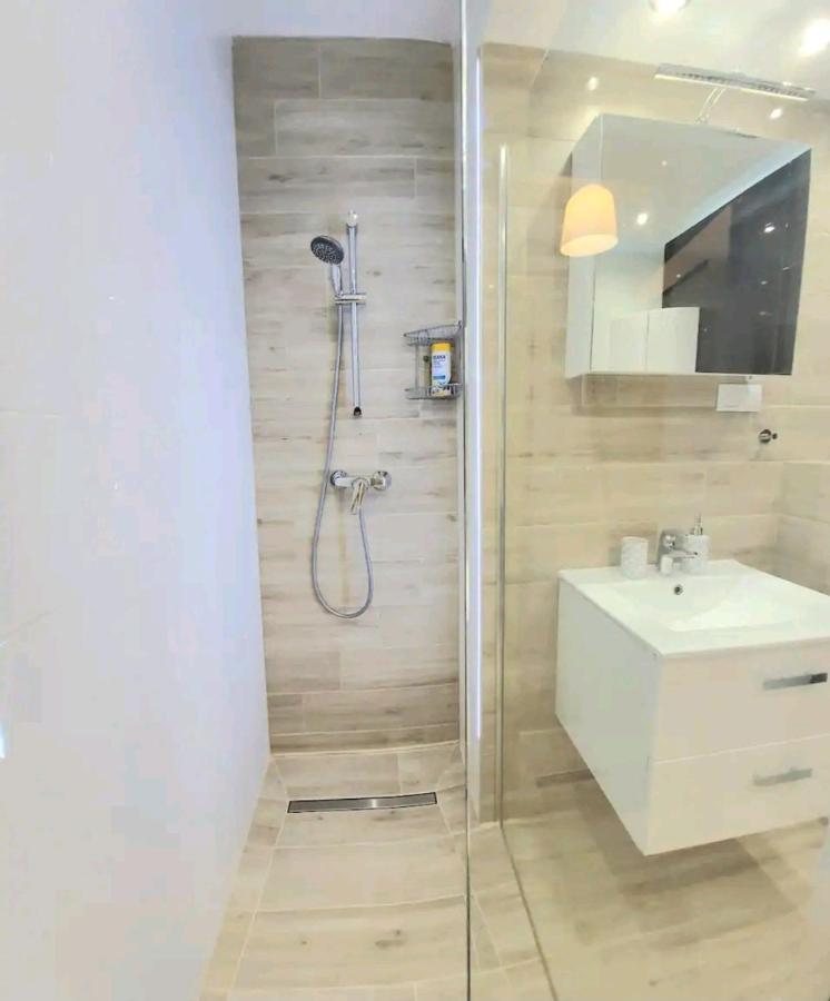 Cracow Novum Apartment Downtown 4 Persons Krakow Bagian luar foto