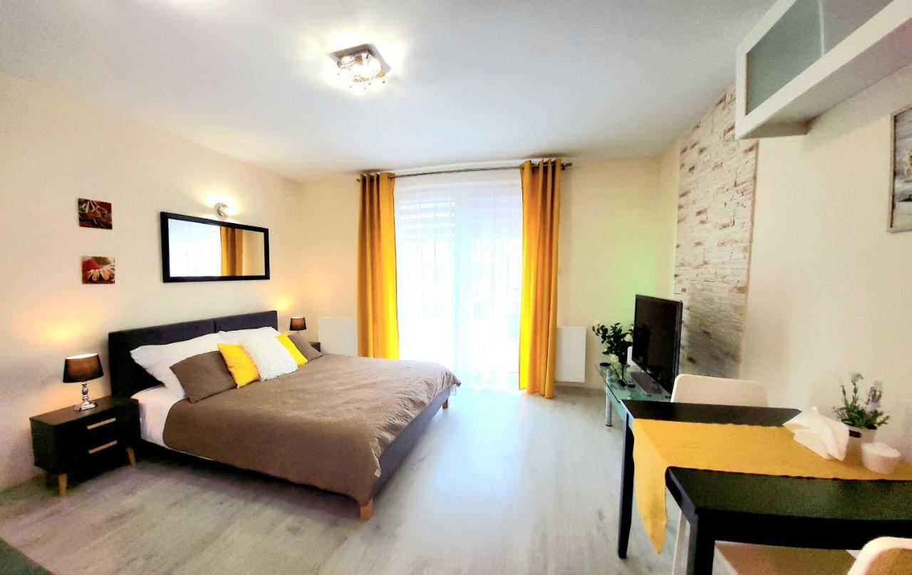 Cracow Novum Apartment Downtown 4 Persons Krakow Bagian luar foto