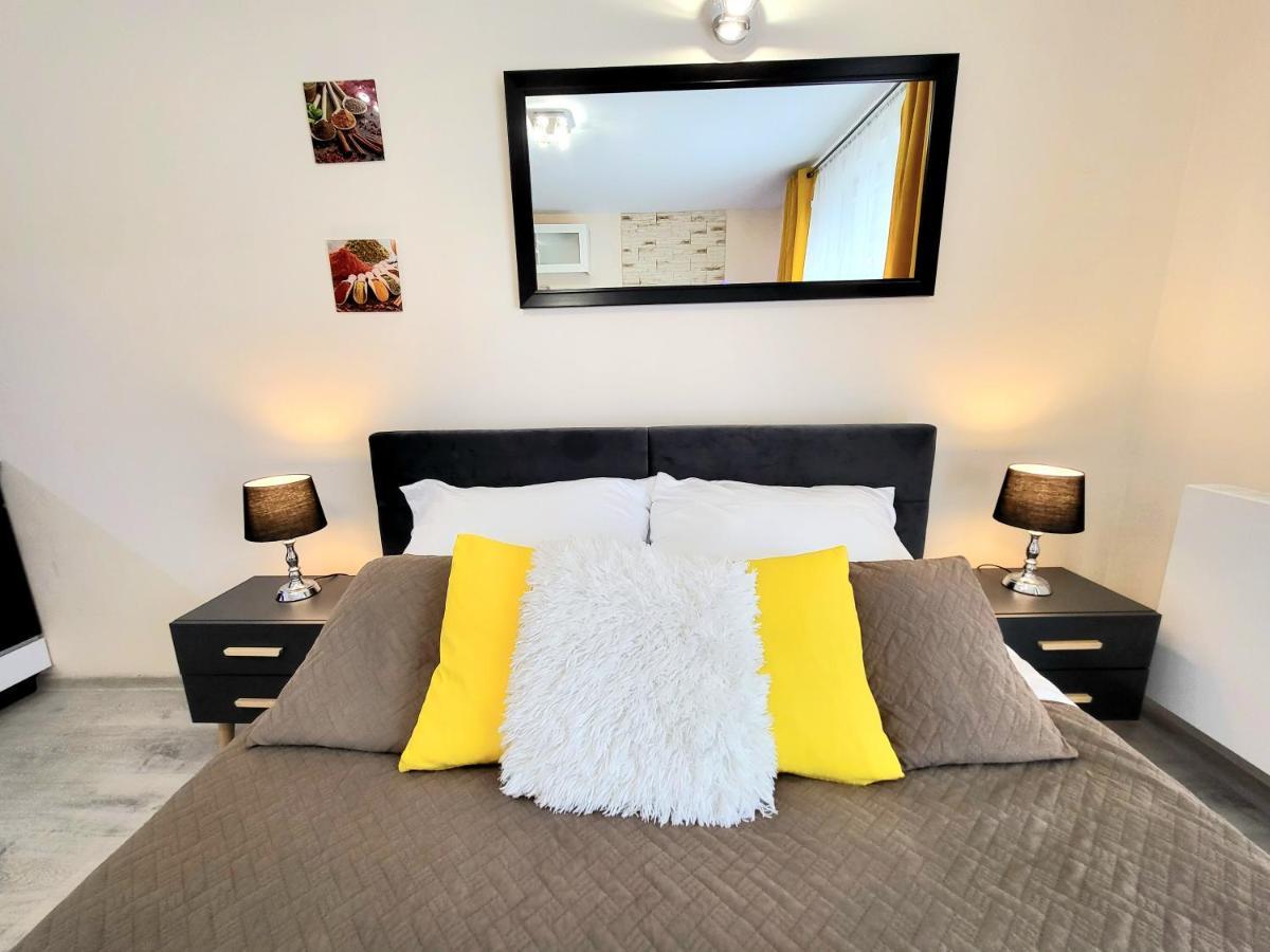 Cracow Novum Apartment Downtown 4 Persons Krakow Bagian luar foto