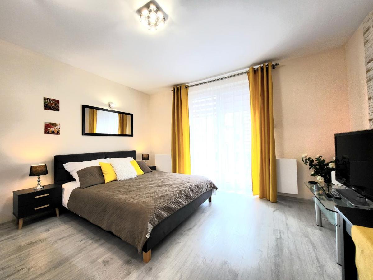 Cracow Novum Apartment Downtown 4 Persons Krakow Bagian luar foto